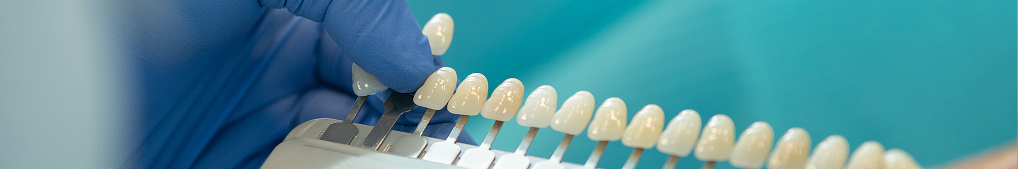 Correct Stained, Chipped or Misaligned Teeth